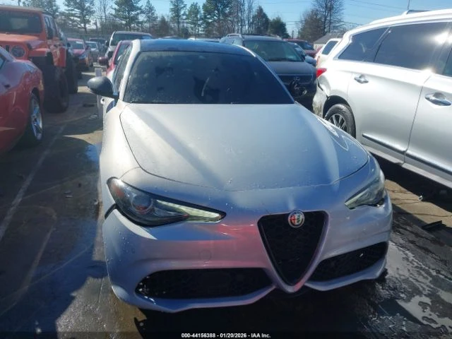Alfa Romeo Giulia * KEYLESS* ПАНОРАМА* КОЖА* ПОДГРЕВ* КАМЕРА* - автомобили, коли, обяви за нови и употребявани 2