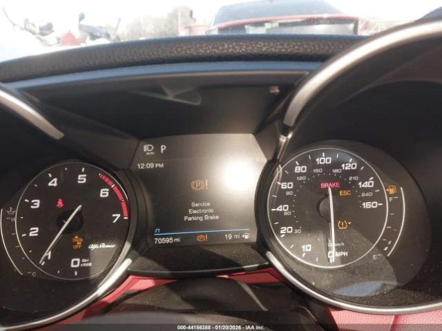 Alfa Romeo Giulia * KEYLESS* ПАНОРАМА* КОЖА* ПОДГРЕВ* КАМЕРА* - автомобили, коли, обяви за нови и употребявани 9