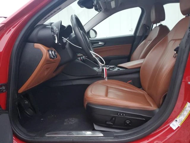 Alfa Romeo Giulia Q4* AWD* KEYLESS* КОЖА - автомобили, коли, обяви за нови и употребявани 6