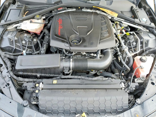 Alfa Romeo Giulia * TI* Q4* КОЖА* ПОДГРЕВ* ШИБИДАХ* LED* - автомобили, коли, обяви за нови и употребявани 10