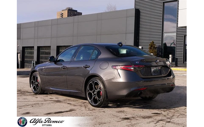 Alfa Romeo Giulia АвтоКредит* (ЦЕНА ДО БГ) - автомобили, коли, обяви за нови и употребявани 6