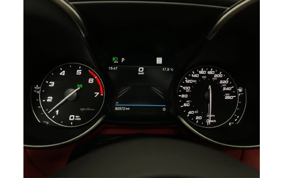 Alfa Romeo Giulia АвтоКредит* (ЦЕНА ДО БГ) - автомобили, коли, обяви за нови и употребявани 7