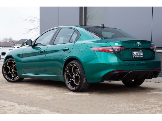 Alfa Romeo Giulia Intensa AWD АвтоКредит (ЦЕНА ДО БГ) - автомобили, коли, обяви за нови и употребявани 4