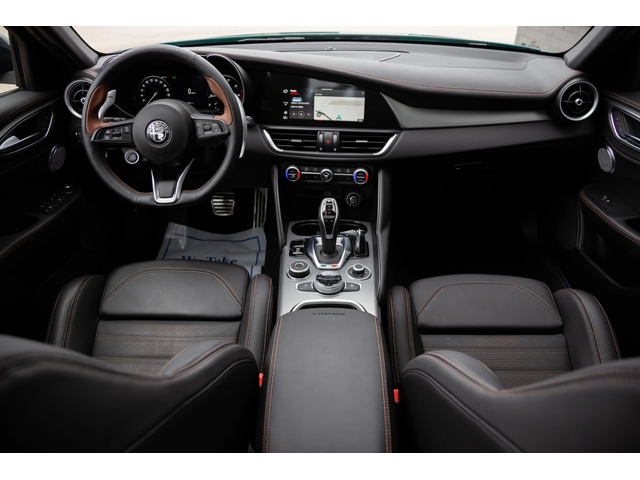 Alfa Romeo Giulia Intensa AWD АвтоКредит (ЦЕНА ДО БГ) - автомобили, коли, обяви за нови и употребявани 9