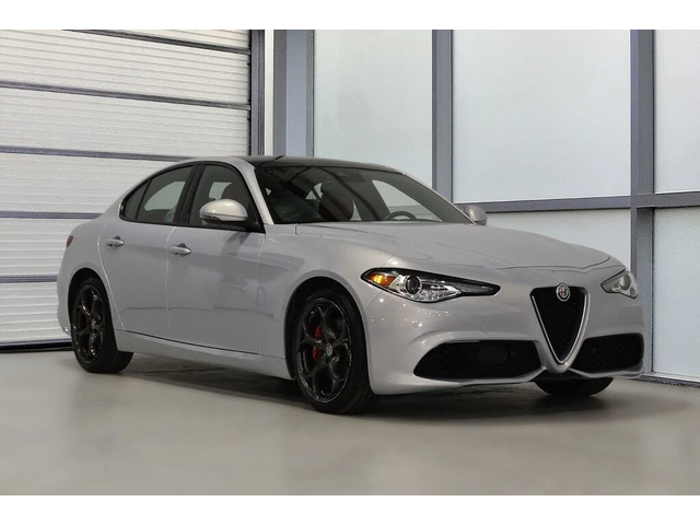 Alfa Romeo Giulia Ti Sport * АвтоКредит * (ЦЕНА ДО БГ) - автомобили, коли, обяви за нови и употребявани 0