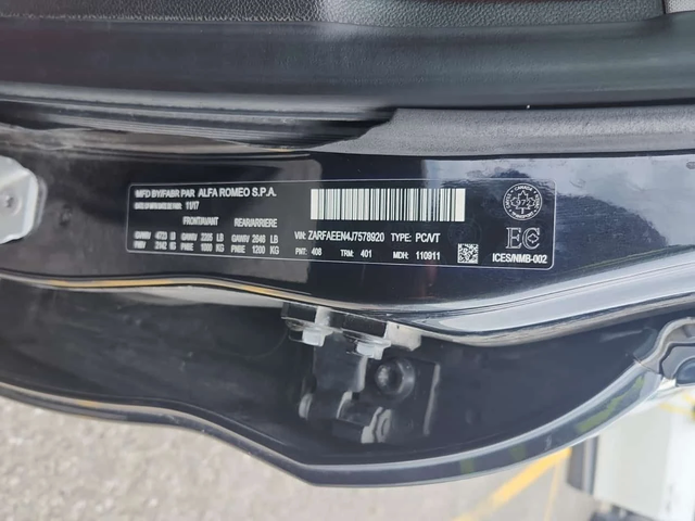 Alfa Romeo Giulia * TI SPORT * ПОДГРЕВ* KEYLESS* - автомобили, коли, обяви за нови и употребявани 13