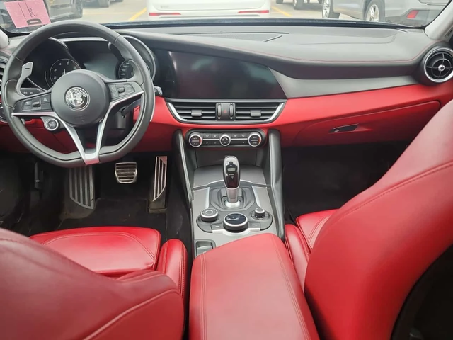 Alfa Romeo Giulia * TI SPORT * ПОДГРЕВ* KEYLESS* - автомобили, коли, обяви за нови и употребявани 9