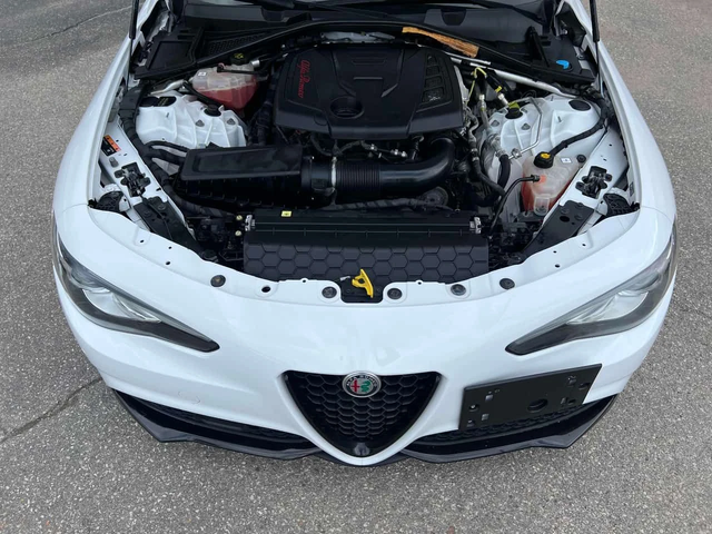 Alfa Romeo Giulia * Q4 * ПОДГРЕВ * NAVI * ZF8 - автомобили, коли, обяви за нови и употребявани 11