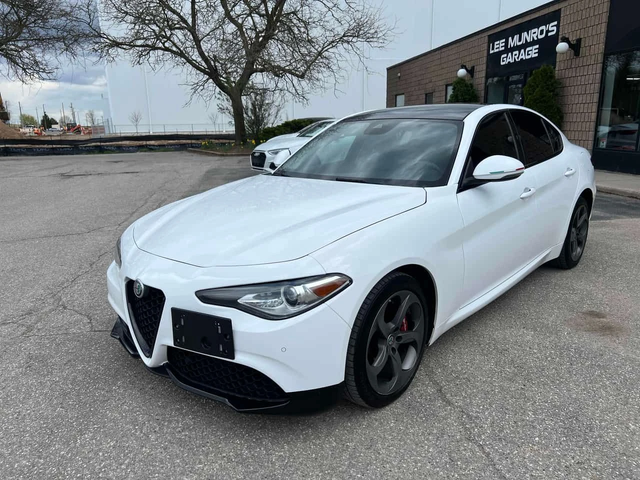 Alfa Romeo Giulia * Q4 * ПОДГРЕВ * NAVI * ZF8 - автомобили, коли, обяви за нови и употребявани 16