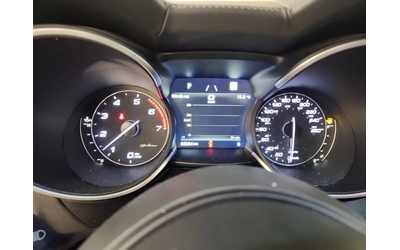 Alfa Romeo Giulia Veloce/AWD/H&K/Pano/Distronic/Red Interior - автомобили, коли, обяви за нови и употребявани 14