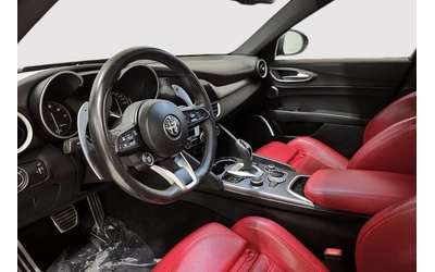 Alfa Romeo Giulia 2022 Alfa Romeo Giulia Veloce - автомобили, коли, обяви за нови и употребявани 6