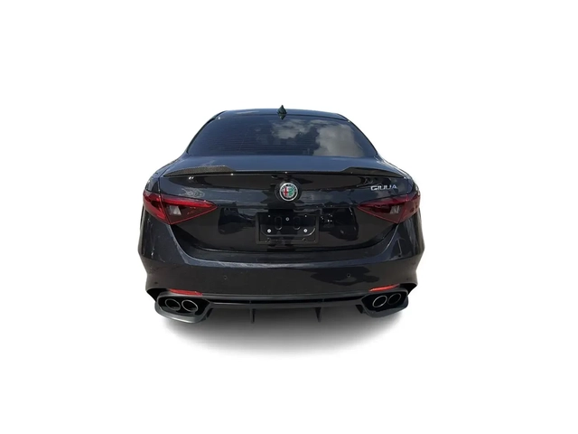 Alfa Romeo Giulia Quadrifoglio| От шоурум| лизинг! - автомобили, коли, обяви за нови и употребявани 5