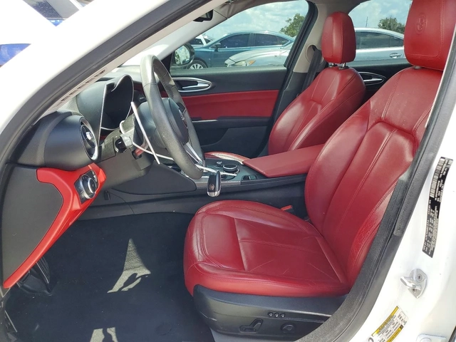 Alfa Romeo Giulia AWD* Q4* ПОДГРЕВ* ПАНОРАМА* КАМЕРА* KEYLESS* - автомобили, коли, обяви за нови и употребявани 7