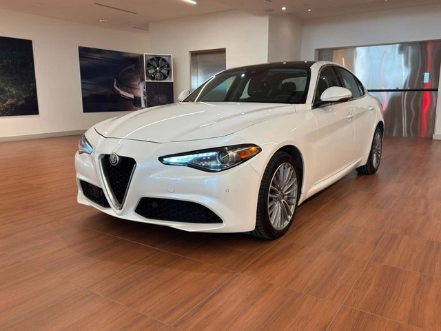 Alfa Romeo Giulia Ti AWD* ДИСТРОНИК* ЕДИН СОБСТВЕНИК* ОТ ОФИЦ.ДИЛЪР - автомобили, коли, обяви за нови и употребявани 0