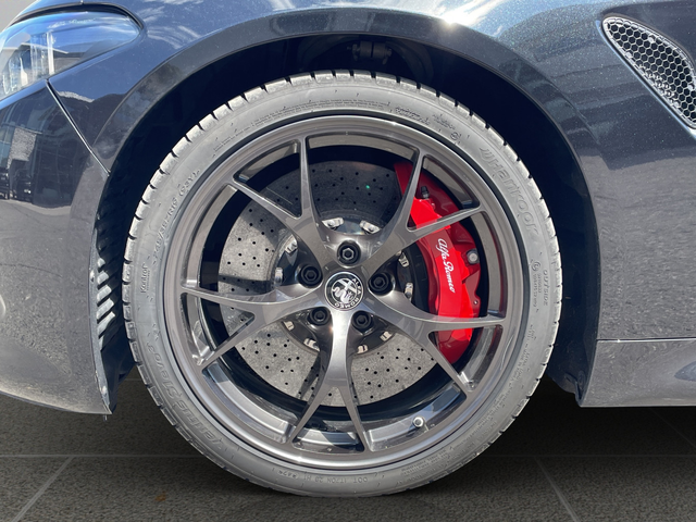 Alfa Romeo Giulia QV 2.9 V6 Bi-Turbo Petrol 520 hp AT8 RWD - автомобили, коли, обяви за нови и употребявани 16