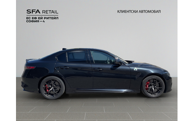 alfa-romeo-giulia-qv-2-9-v6-bi-turbo-petrol-520-hp-at8-rwd - 3