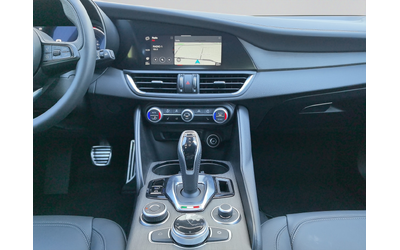 Alfa Romeo Giulia TI 2.2 Diesel 210 hp AT8 Q4 - автомобили, коли, обяви за нови и употребявани 13