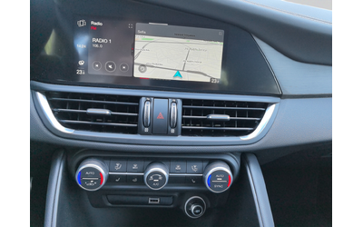 Alfa Romeo Giulia TI 2.2 Diesel 210 hp AT8 Q4 - автомобили, коли, обяви за нови и употребявани 14