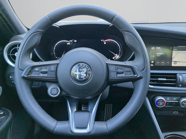 Alfa Romeo Giulia TI 2.2 Diesel 210 hp AT8 Q4 - автомобили, коли, обяви за нови и употребявани 15