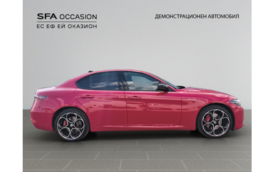 Alfa Romeo Giulia VELOCE 2.0 Petrol 280 hp AT8 Q4 - автомобили, коли, обяви за нови и употребявани 11