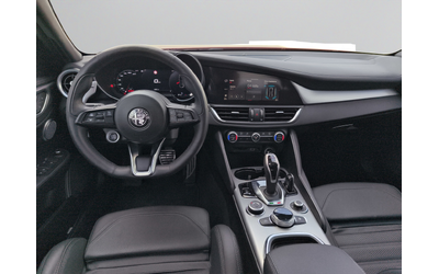 Alfa Romeo Giulia VELOCE 2.0 Petrol 280 hp AT8 Q4 - автомобили, коли, обяви за нови и употребявани 6