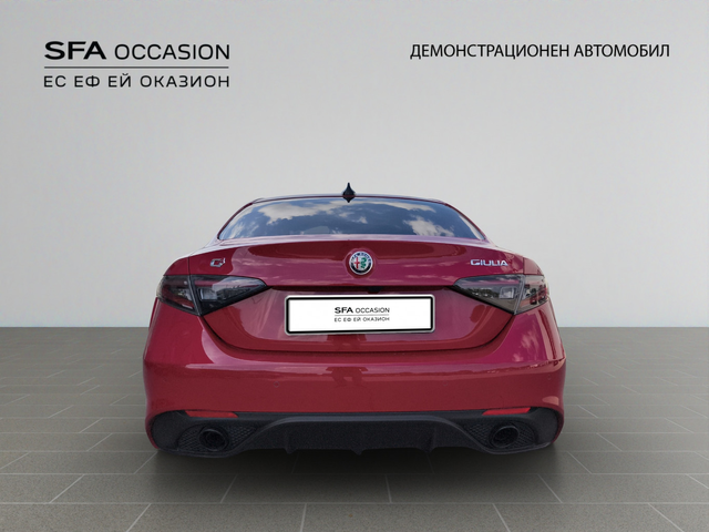 Alfa Romeo Giulia VELOCE 2.0 Petrol 280 hp AT8 Q4 - автомобили, коли, обяви за нови и употребявани 9