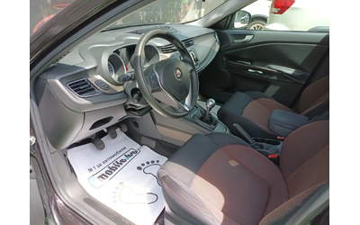 alfa-romeo-giulietta - 5