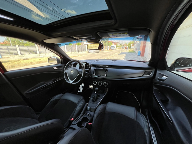 Alfa Romeo Giulietta Quadrifoglio-FACELIFT-1750-AVTOMAT-ШВЕЙЦАРИЯ - автомобили, коли, обяви за нови и употребявани 11