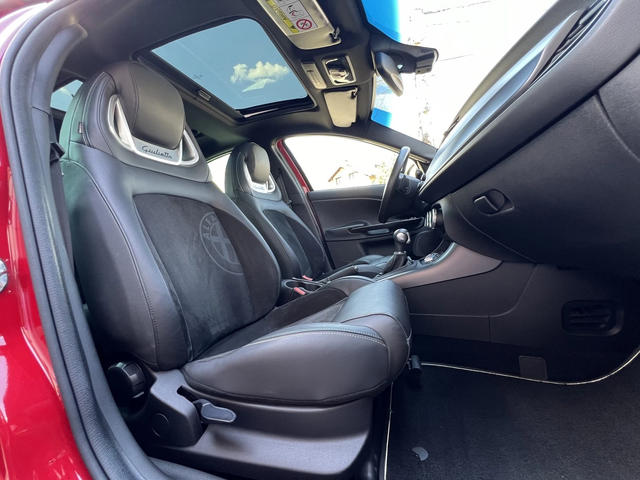 Alfa Romeo Giulietta Quadrifoglio-FACELIFT-1750-AVTOMAT-ШВЕЙЦАРИЯ - автомобили, коли, обяви за нови и употребявани 13