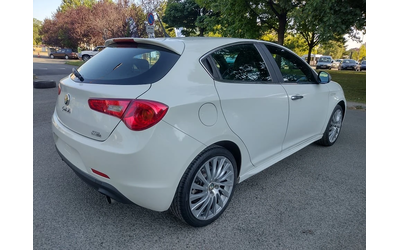 alfa-romeo-giulietta - 3