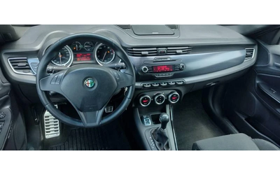 alfa-romeo-giulietta - 5