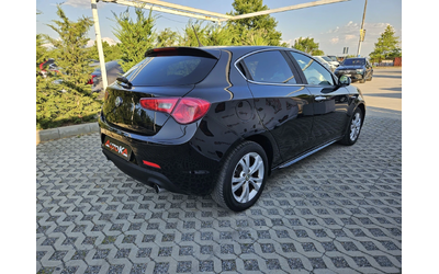 alfa-romeo-giulietta - 2