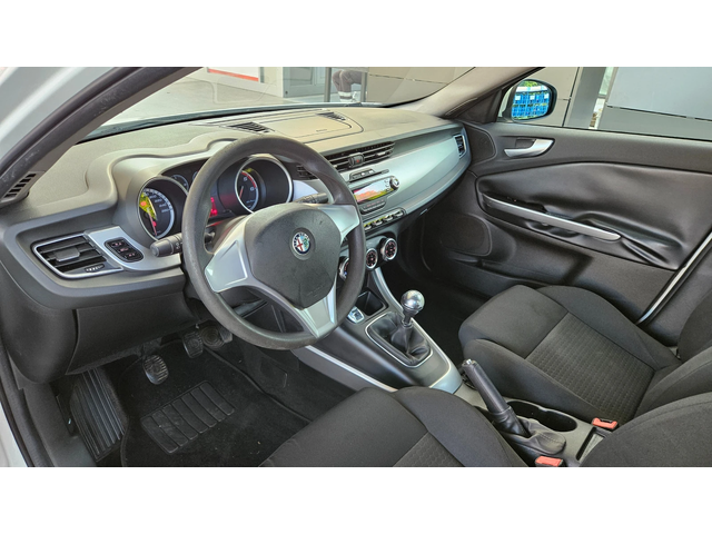 Alfa Romeo Giulietta JTD KLIMATIK/6skorosti/Euro-5 - автомобили, коли, обяви за нови и употребявани 8