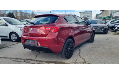 alfa-romeo-giulietta - 3