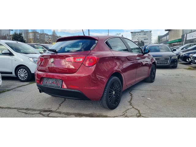 Alfa Romeo Giulietta 1.4 turbo 170k.c UNIKAT ITALIA EURO5 - автомобили, коли, обяви за нови и употребявани 3