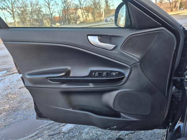 Alfa Romeo Giulietta JTD - автомобили, коли, обяви за нови и употребявани 13