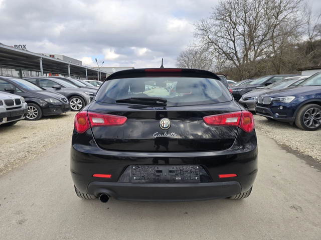 Alfa Romeo Giulietta 1.4i 120к.с Фабрична газ - автомобили, коли, обяви за нови и употребявани 5