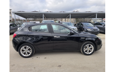 Alfa Romeo Giulietta 1.4i 120к.с Фабрична газ - автомобили, коли, обяви за нови и употребявани 7