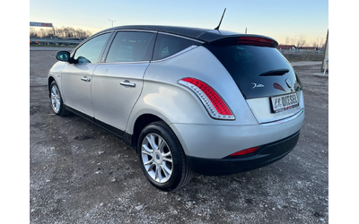 Alfa Romeo Giulietta 1.6M-JET-105-LED-ITALIA - автомобили, коли, обяви за нови и употребявани 10