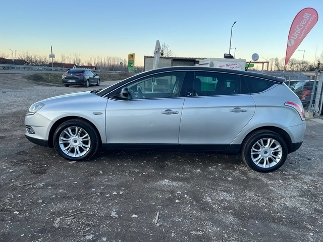 Alfa Romeo Giulietta 1.6M-JET-105-LED-ITALIA - автомобили, коли, обяви за нови и употребявани 11