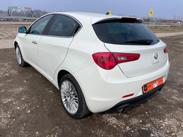Alfa Romeo Giulietta 2.0jTD-170-ITALIA - автомобили, коли, обяви за нови и употребявани 10