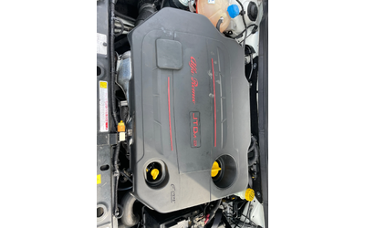 Alfa Romeo Giulietta 2.0jTD-170-ITALIA - автомобили, коли, обяви за нови и употребявани 12