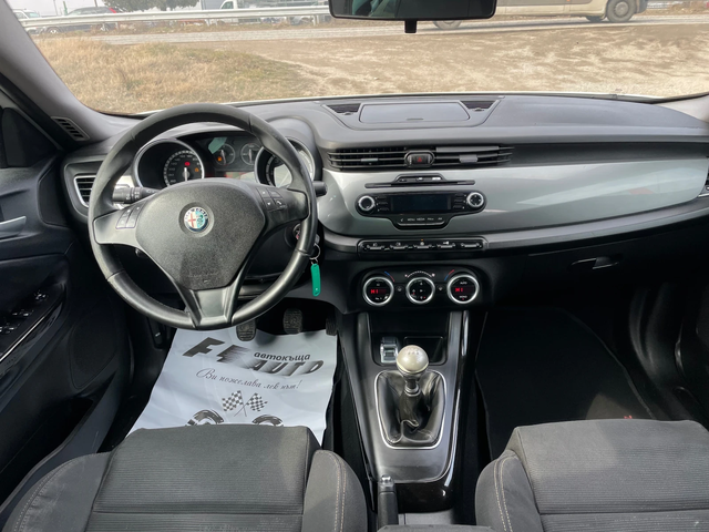 Alfa Romeo Giulietta 2.0jTD-170-ITALIA - автомобили, коли, обяви за нови и употребявани 6