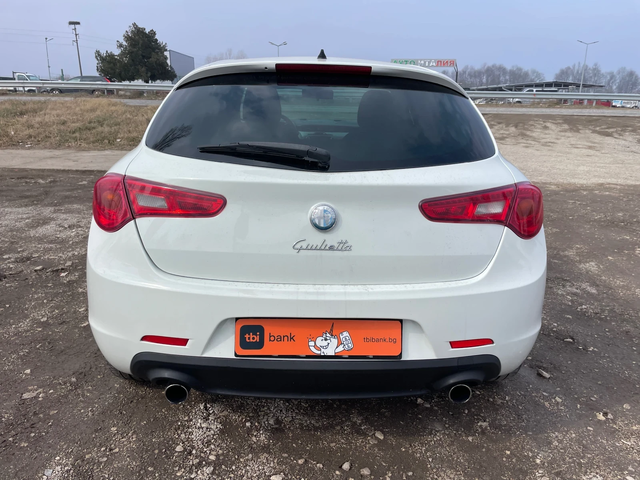 Alfa Romeo Giulietta 2.0jTD-170-ITALIA - автомобили, коли, обяви за нови и употребявани 8