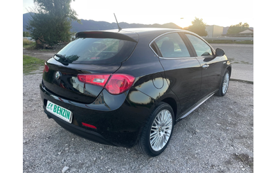 Alfa Romeo Giulietta 1.4I-GAS-ITALIA - автомобили, коли, обяви за нови и употребявани 6