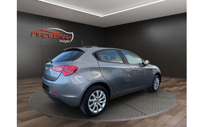 alfa-romeo-giulietta - 2