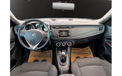 Alfa Romeo Giulietta 1.4i TURBO - автомобили, коли, обяви за нови и употребявани 9