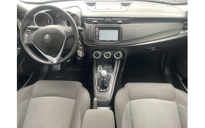 Alfa Romeo Giulietta 1.4T Euro 6 - автомобили, коли, обяви за нови и употребявани 11