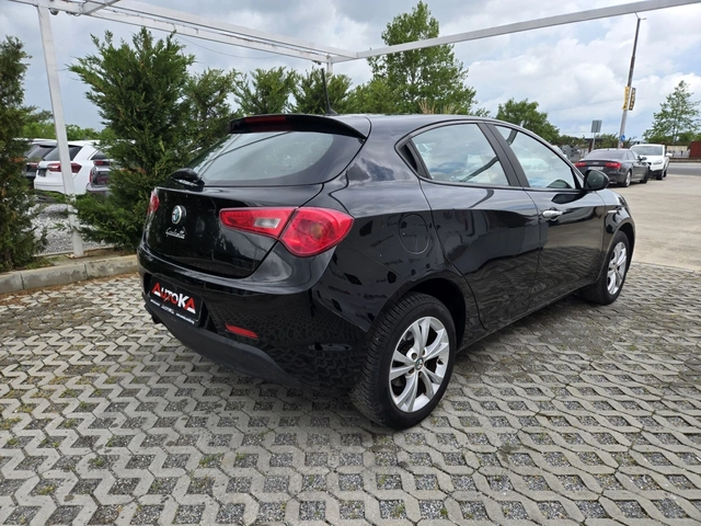 Alfa Romeo Giulietta 1.4T-105кс= 6СКОРОСТИ= КЛИМАТИК= EURO 6B - автомобили, коли, обяви за нови и употребявани 2