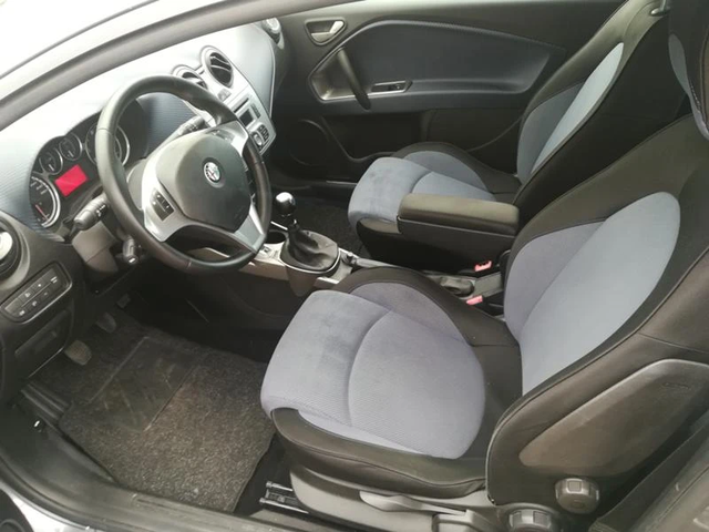 Alfa Romeo MiTo 1,4T 155ps 106000km!!! - автомобили, коли, обяви за нови и употребявани 5